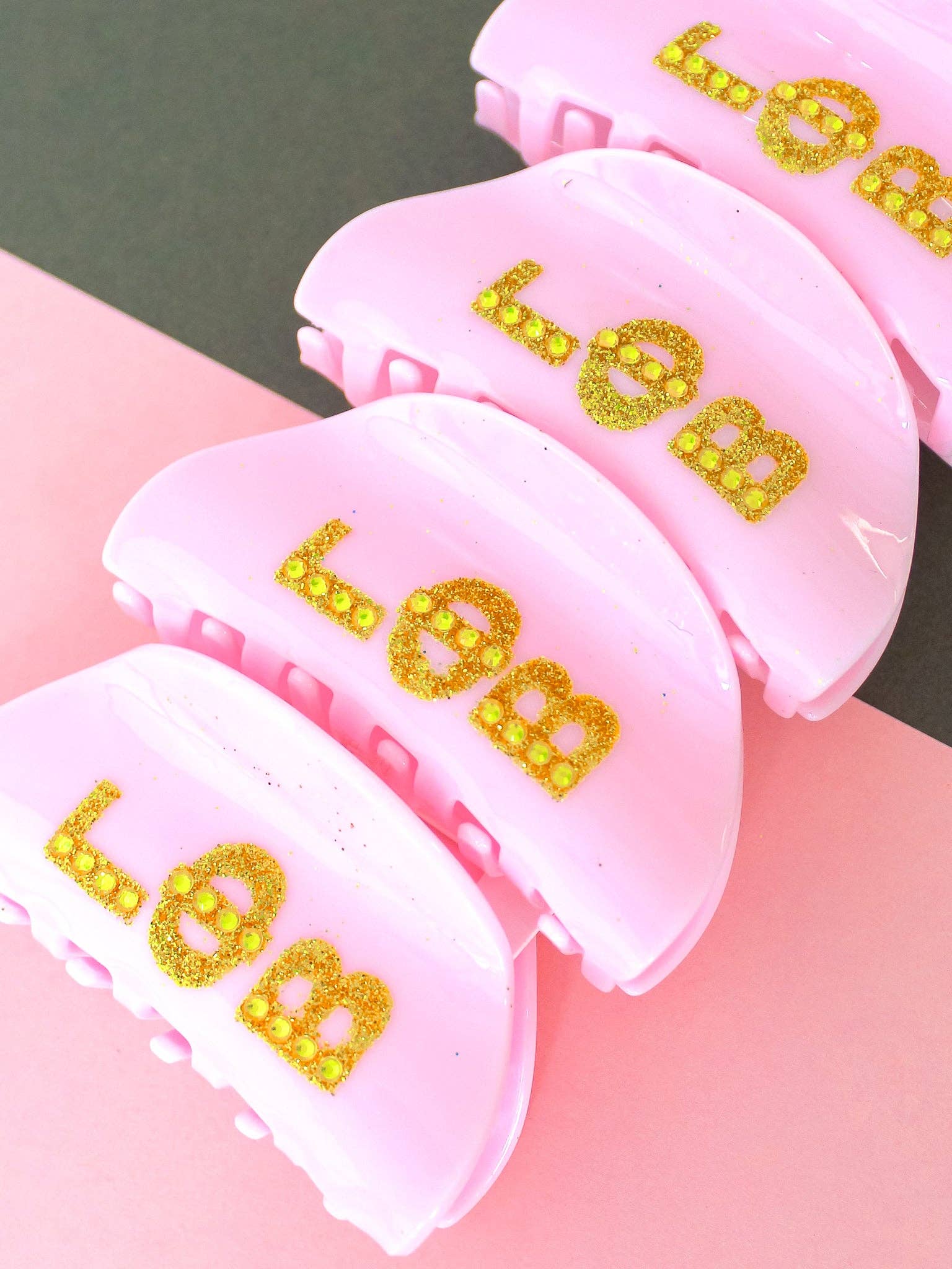 Girl On the Go Hair Claw Clip: DELTA ZETA