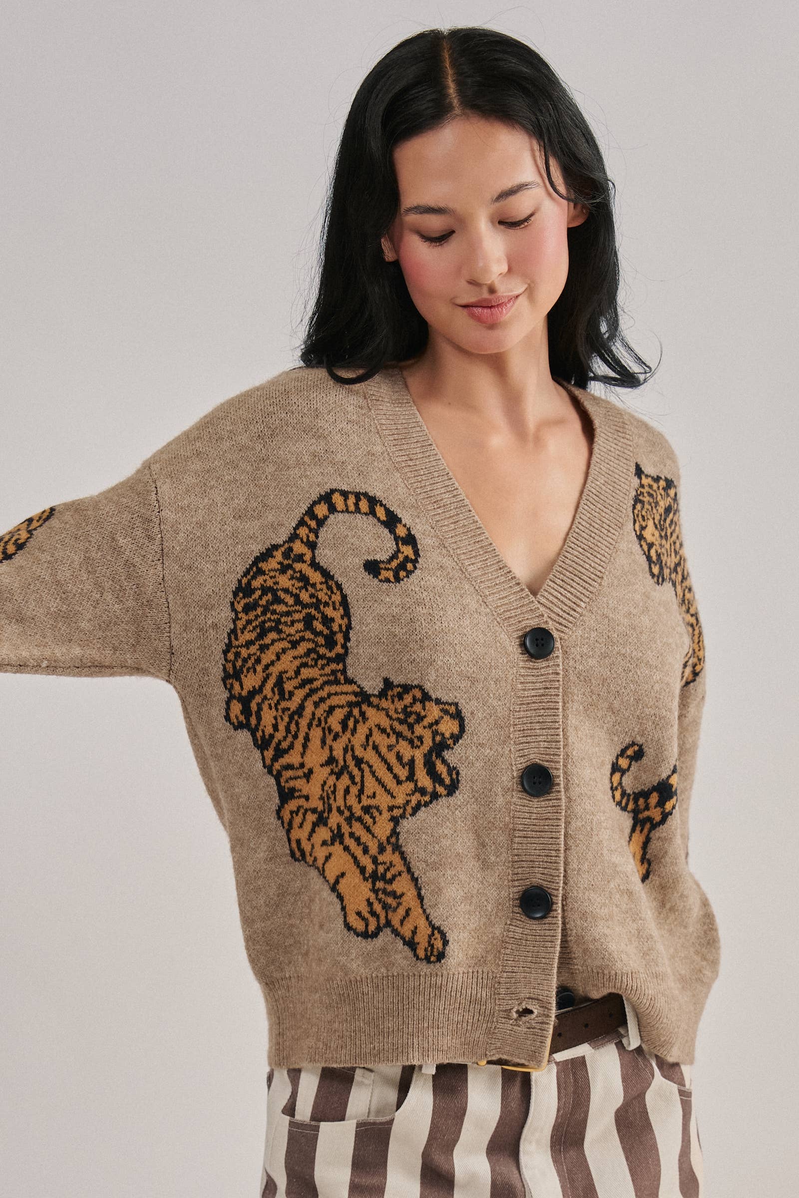 Tiger Jacquard Knit Sweater Cardigan