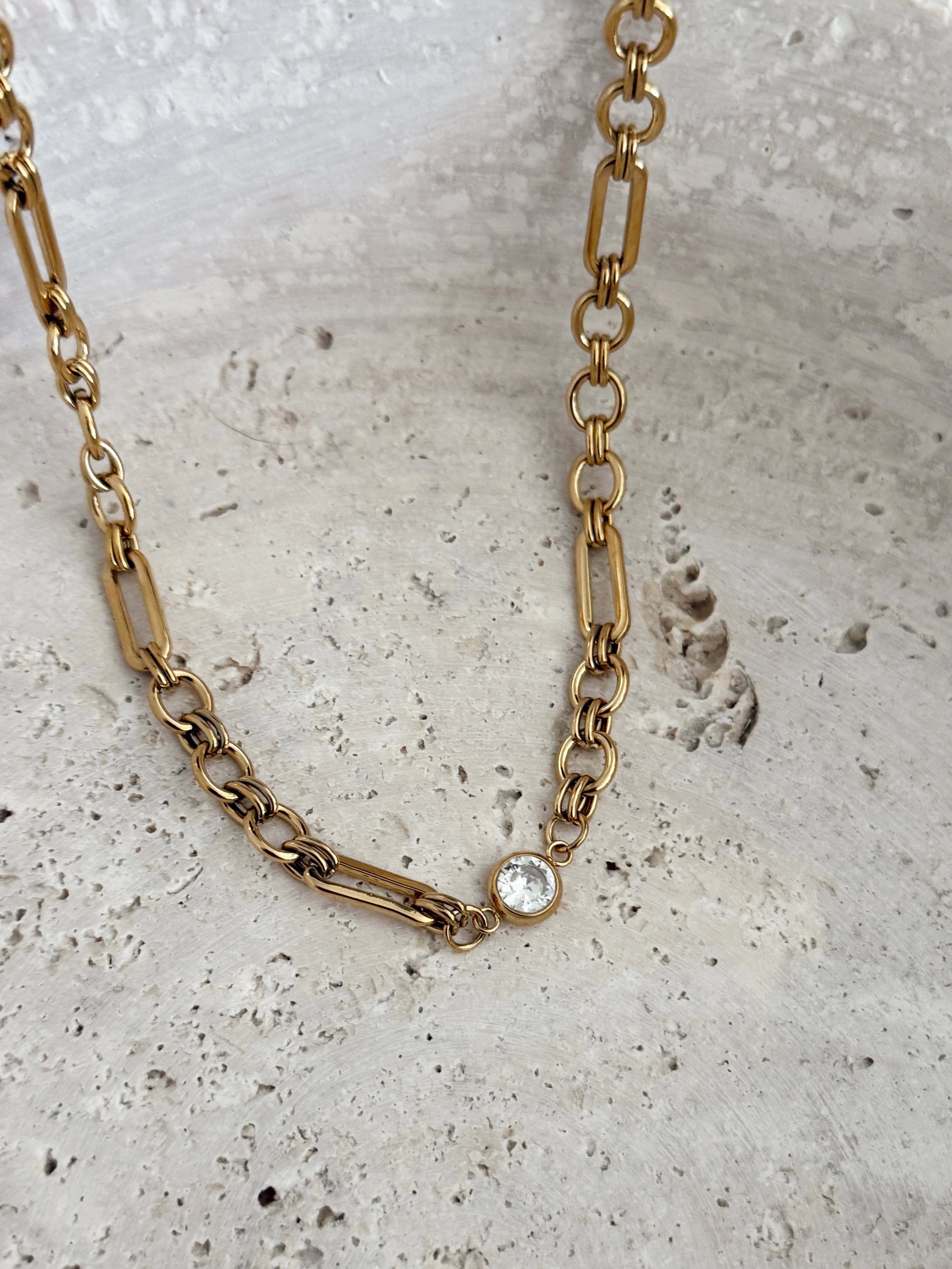 MELISSA NECKLACE