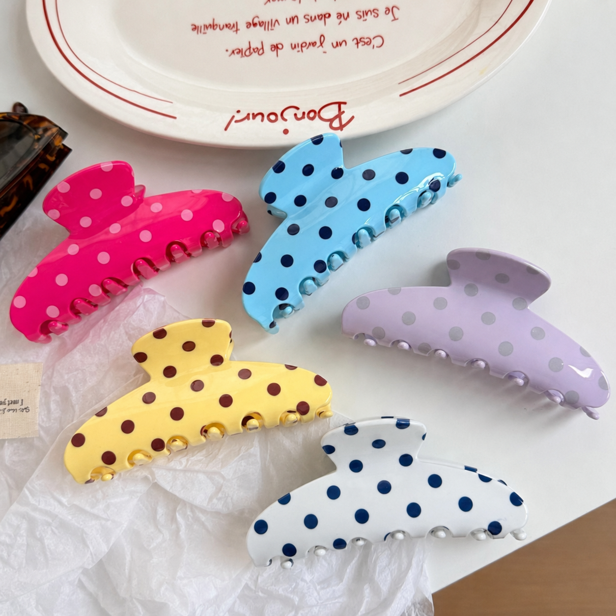 Retro Polka Dot Hair Claw - Glossy Spotted French