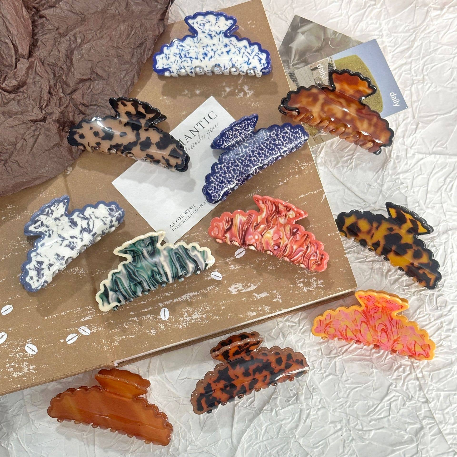 Artistic Wave Edged Spotted Tie Dye Hair Claws