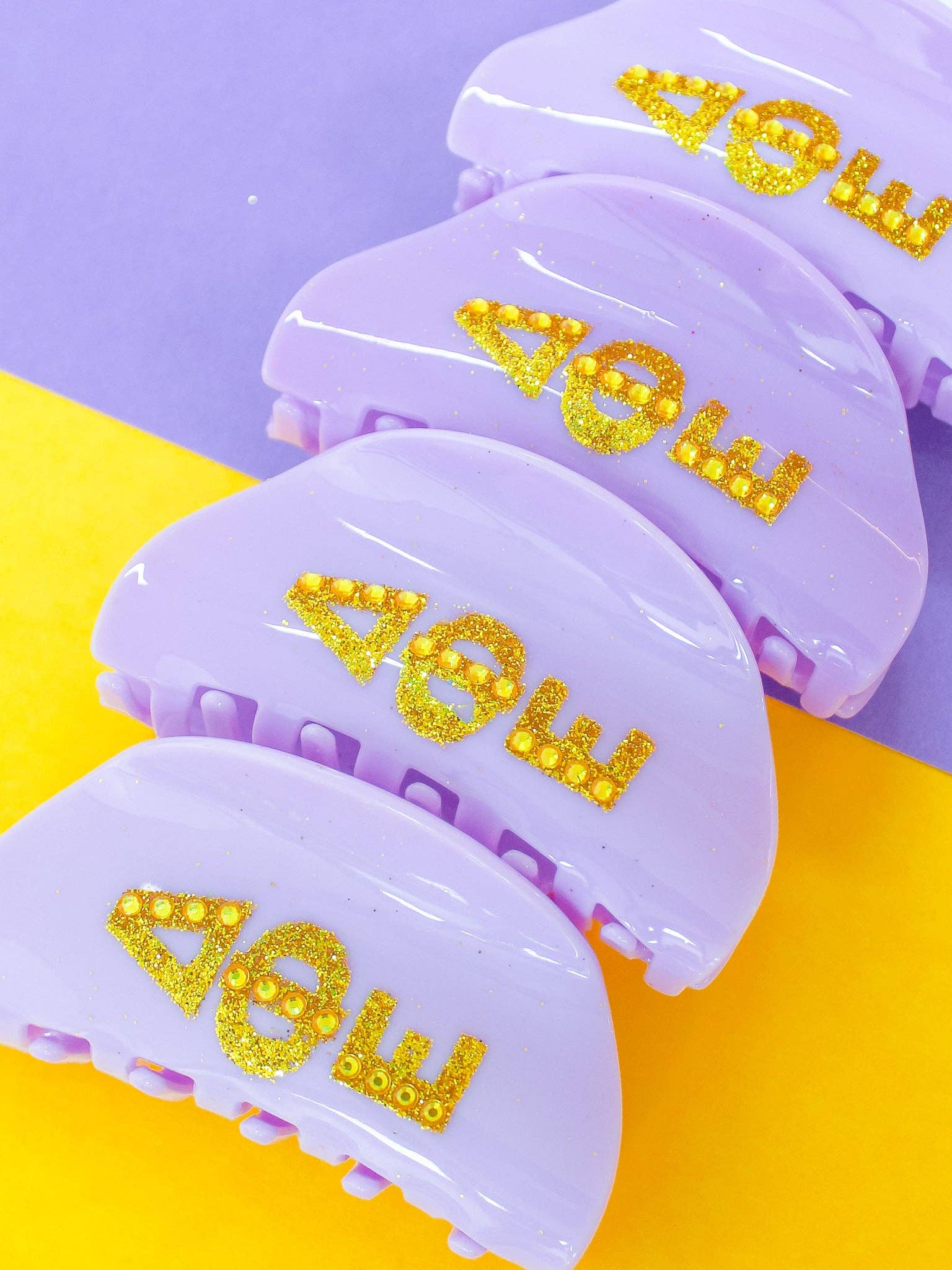 Girl On the Go Hair Claw Clip: DELTA ZETA
