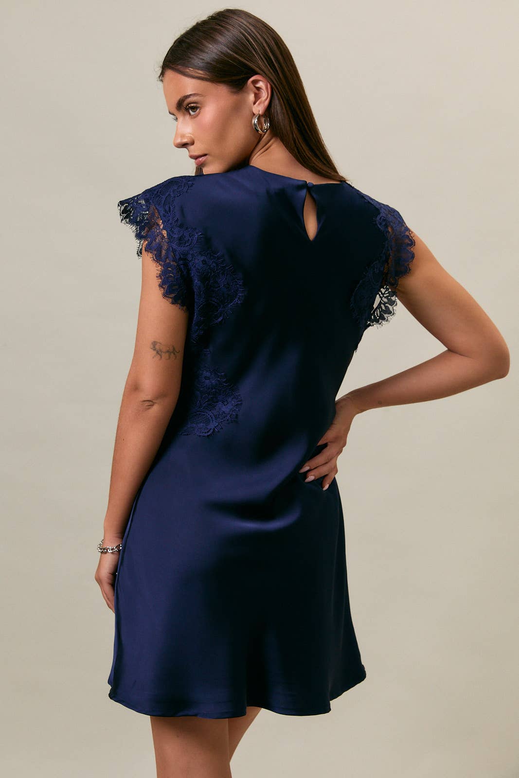 SLEEVELESS HIGH NECK LACE TRIM DETAIL DRESS