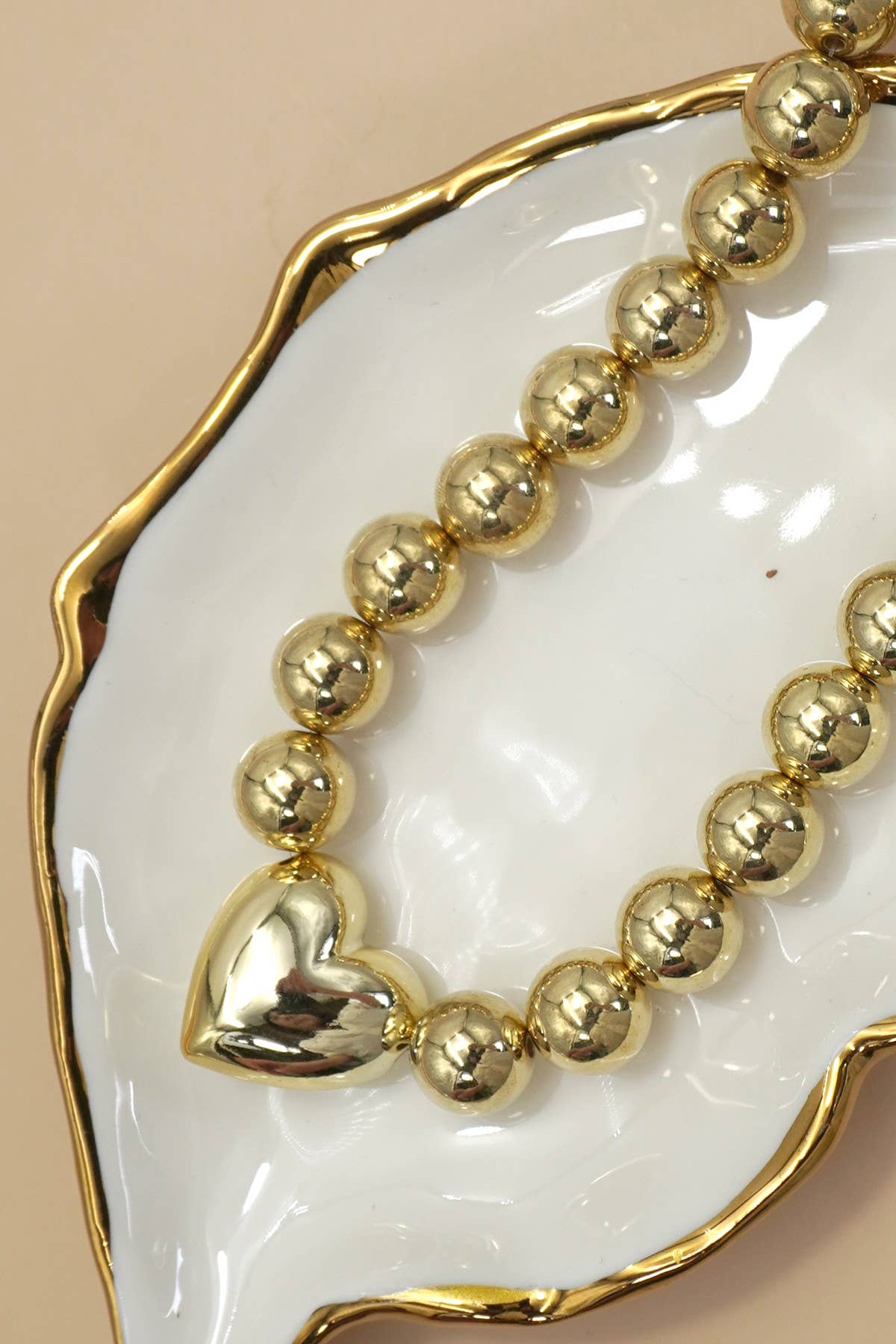 PUFFY HEART BALL CHAIN NECKLACE | 40NK9484