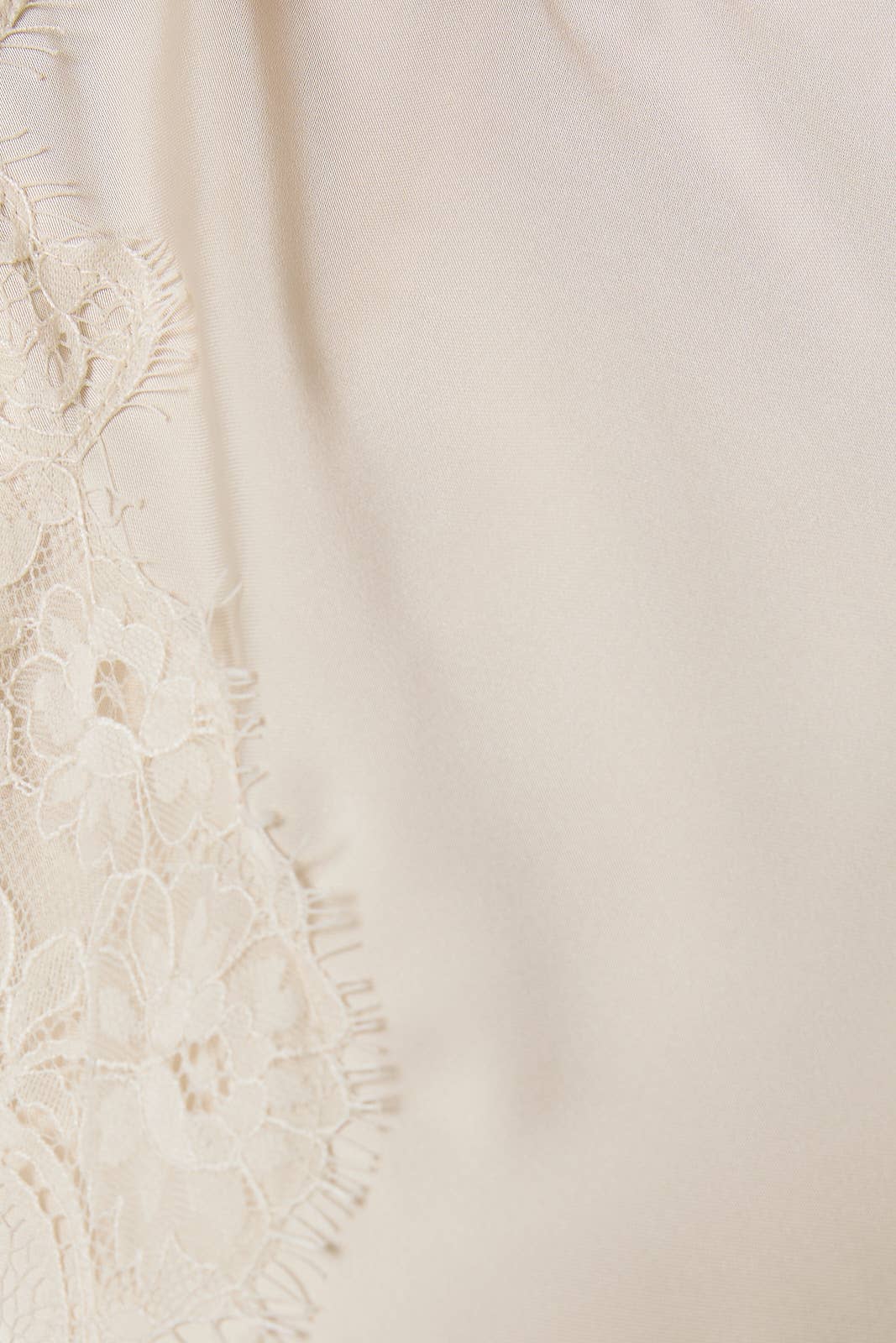SLEEVELESS HIGH NECK LACE TRIM DETAIL DRESS