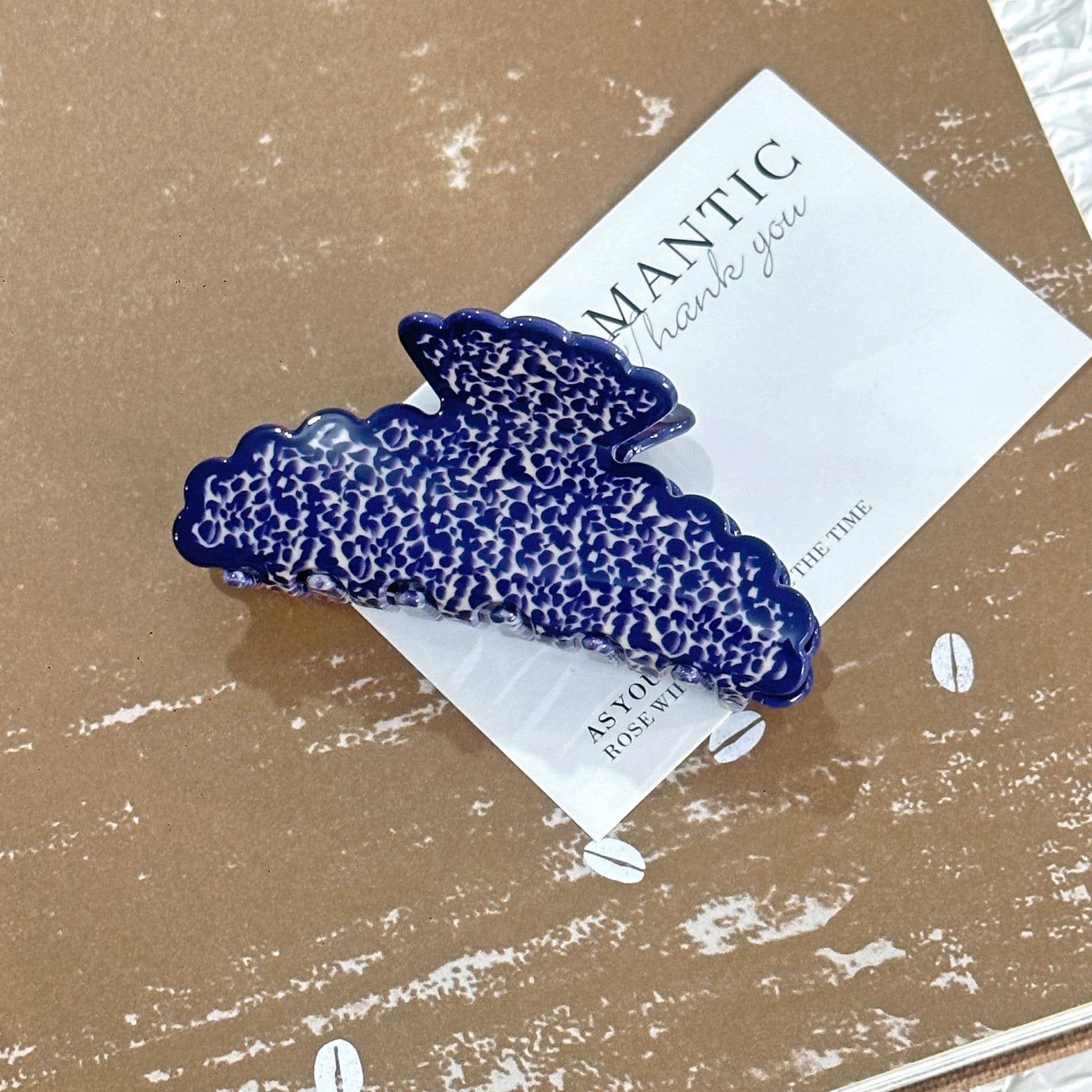 Artistic Wave Edged Spotted Tie Dye Hair Claws