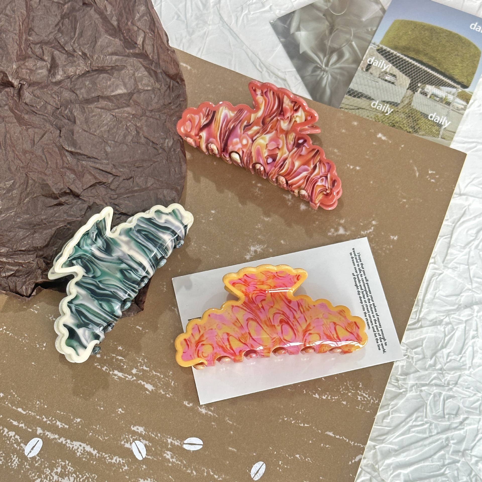 Artistic Wave Edged Spotted Tie Dye Hair Claws