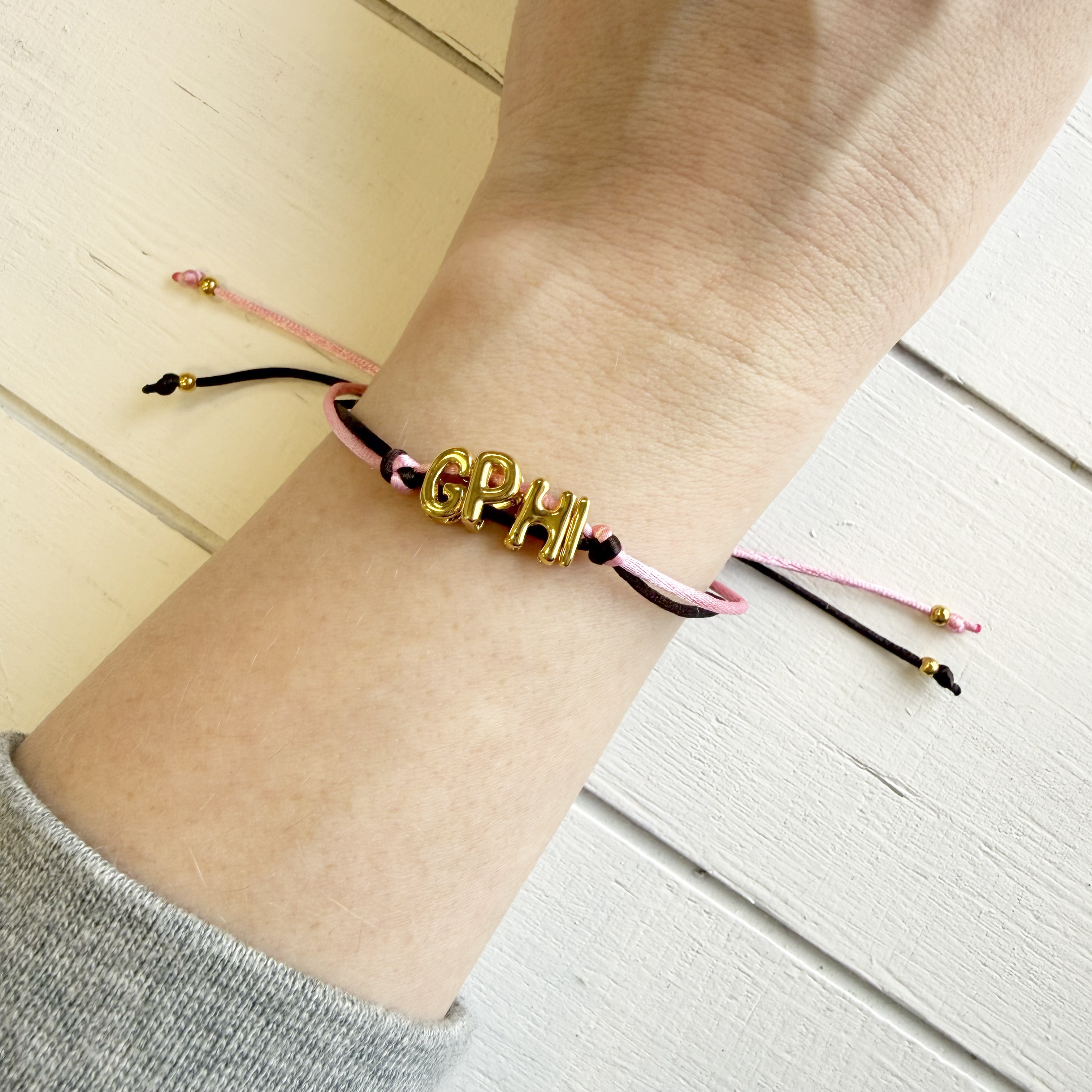 Gamma Phi Beta Gold Letter Cinch Tie Bracelet – GPhi Sorority Bracelet