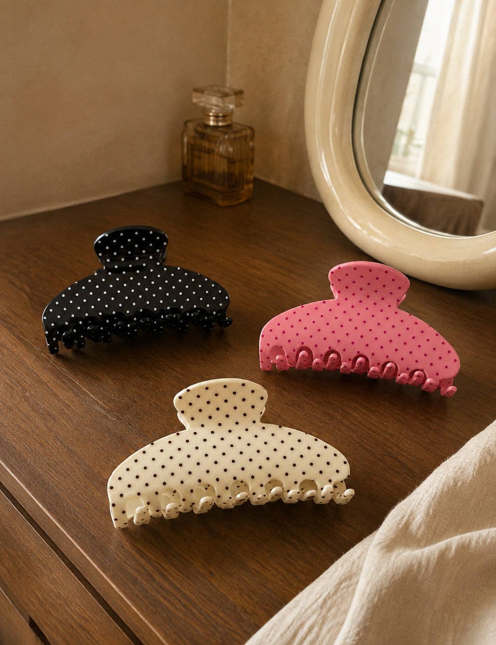 Ladies Polka Dot Print Large Hair Claw Clip