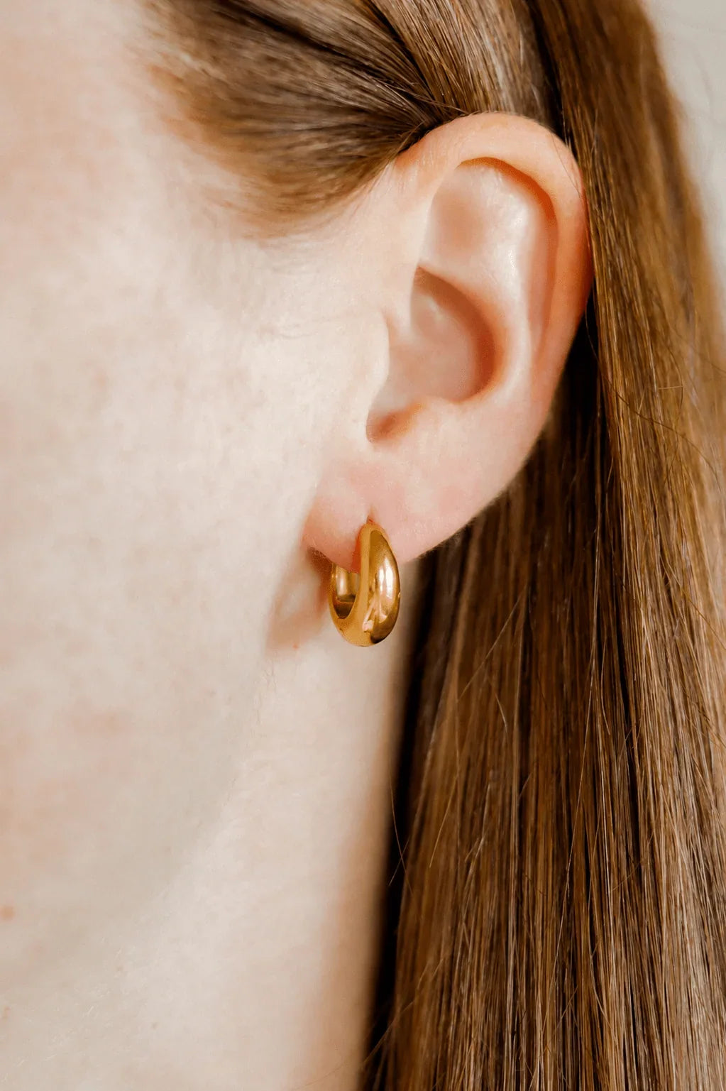 Sunday Hoop Gold 10mm earrings worn